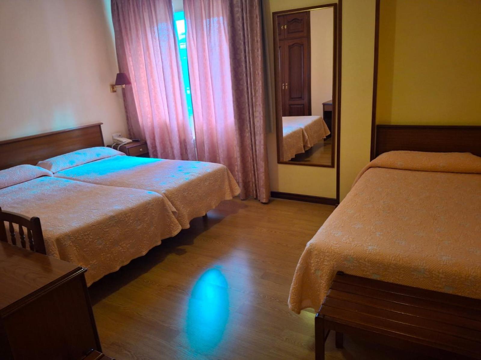 Hotel Capital De Galicia Santiago de Compostela Eksteriør billede
