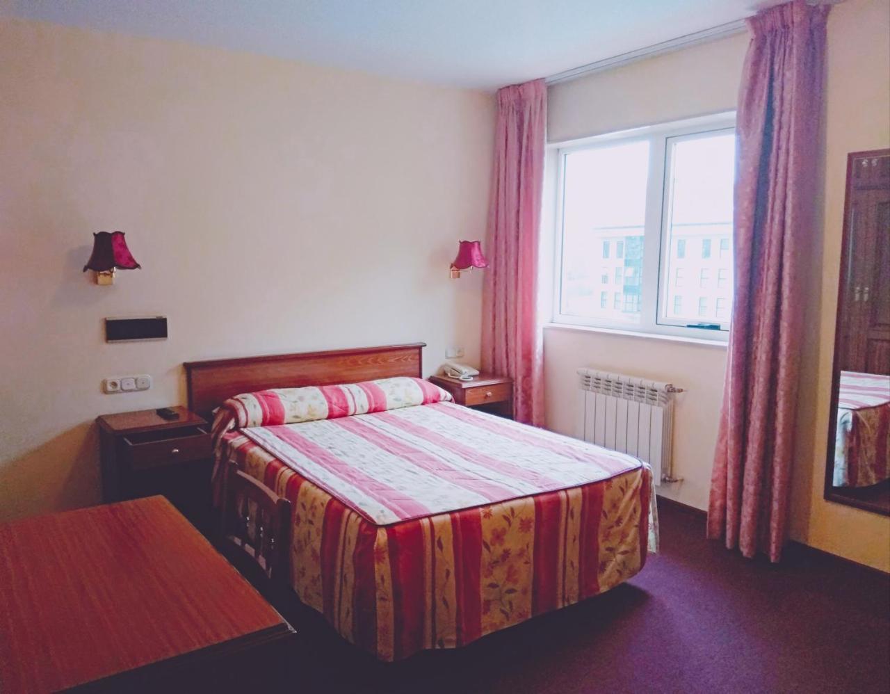 Hotel Capital De Galicia Santiago de Compostela Eksteriør billede